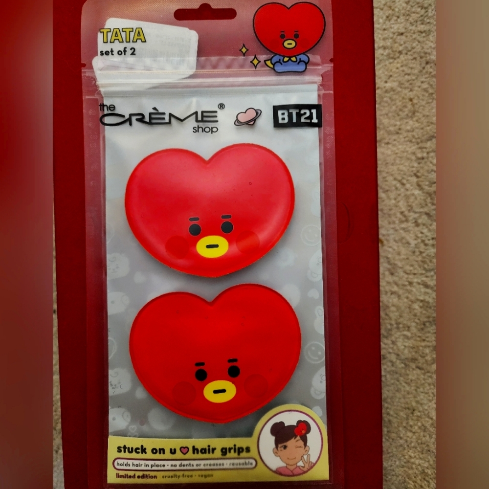 NWT BT21 hair grips